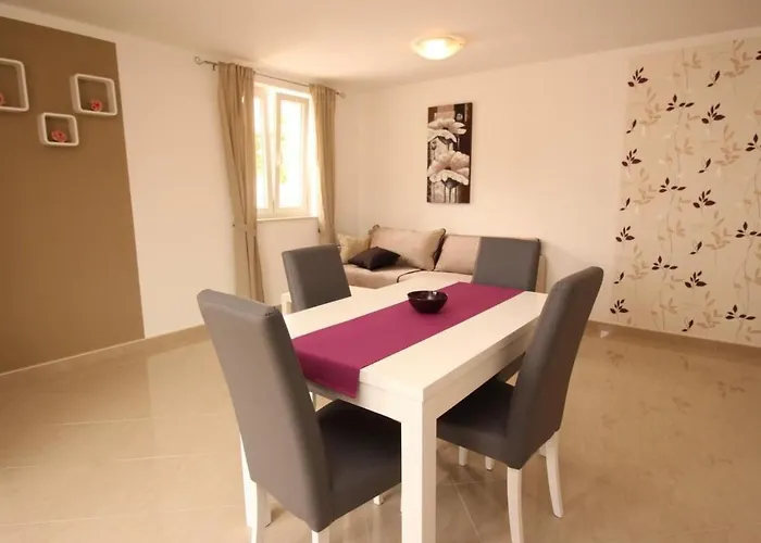 Gorica Ii A2-1 Br-5 By Interhome アパート