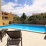Gorica Ii A2-1 Br-5 By Interhome * Baška