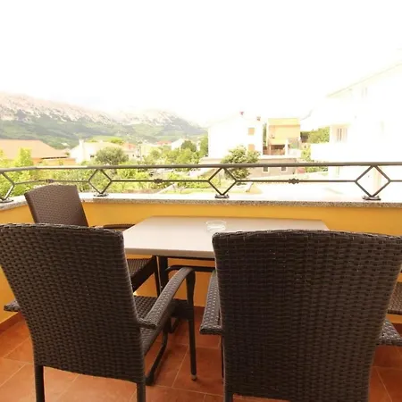 Gorica Ii A2-1 Br-5 By Interhome * Baška