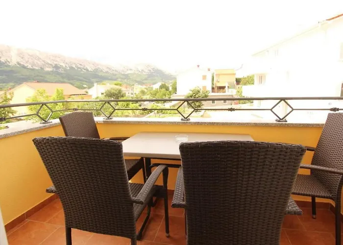 Gorica Ii A2-1 Br-5 By Interhome * Baška