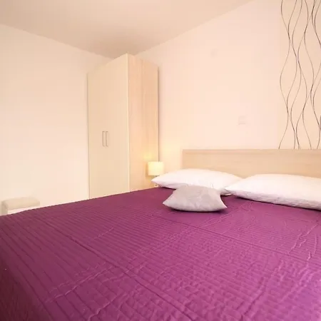 Gorica Ii A2-1 Br-5 By Interhome *